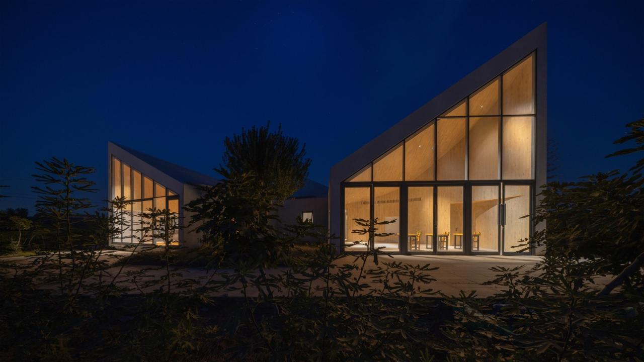 BIM建筑|云台山冰菊花田书馆 / 一树建筑