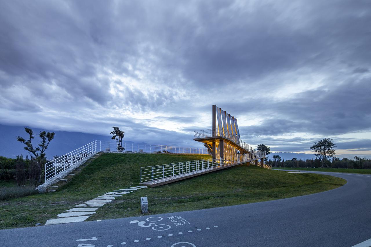 BIM建筑|帆的乡愁：环洱海生态廊道五号驿站 / 三文建筑