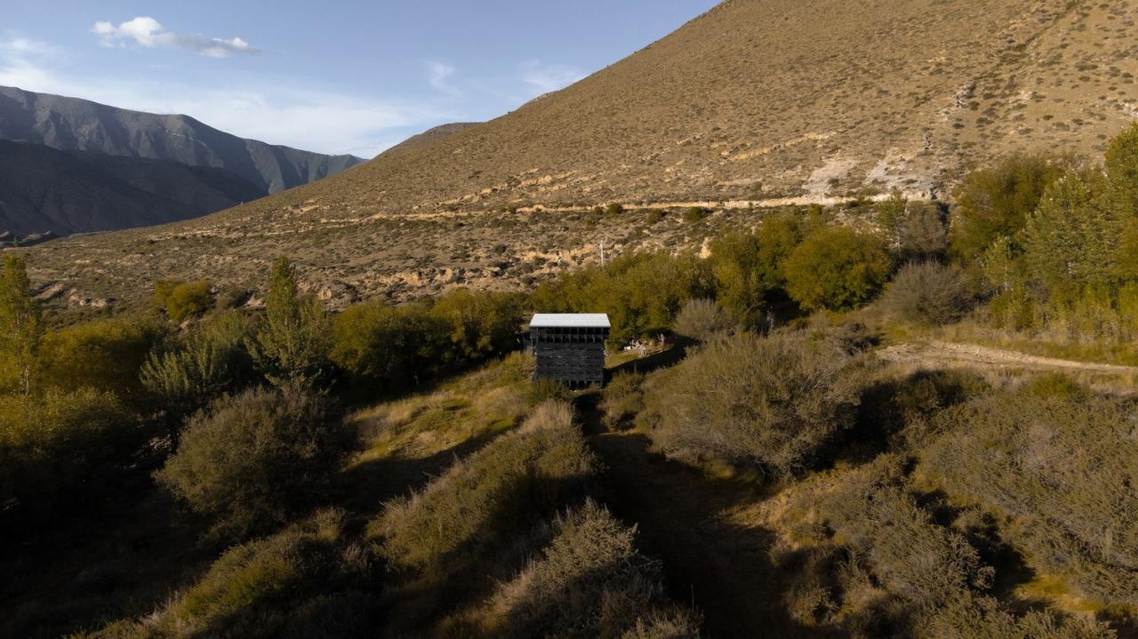 BIM建筑|西藏山南观蜂小屋 / 月壤建筑