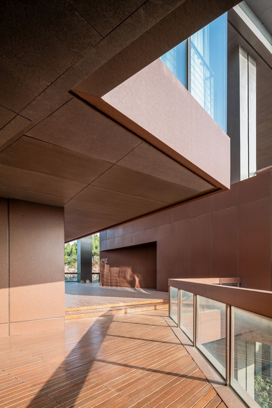 BIM建筑|徐州园博园宕口酒店 / 筑境设计