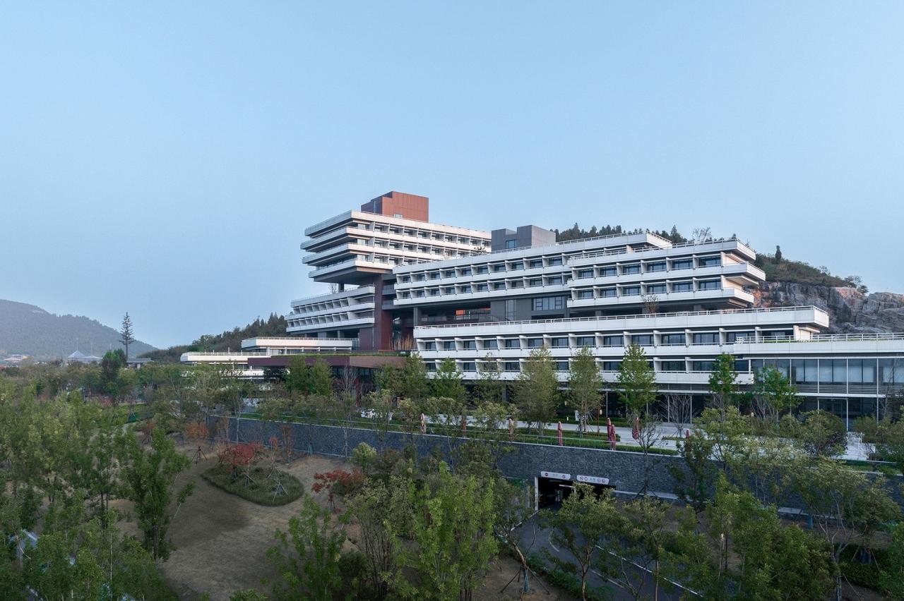 BIM建筑|徐州园博园宕口酒店 / 筑境设计