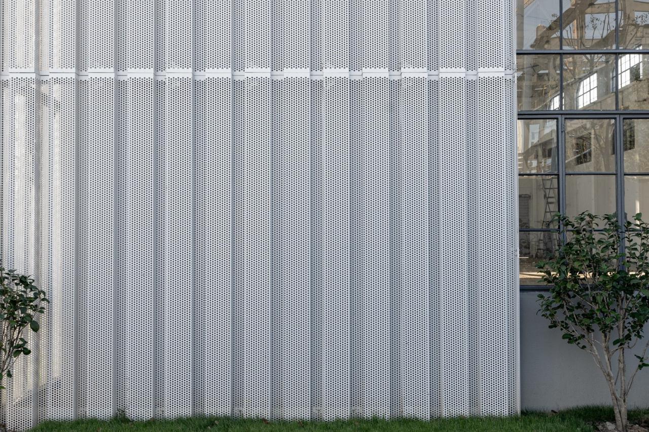 BIM建筑|漂浮盒子：云境未来产业园区 / 格筑设计