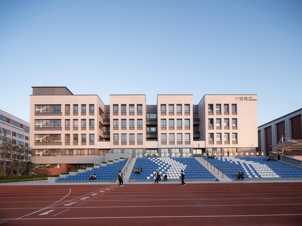 BIM建筑|河南安阳振中学校 / 山东建筑大学建筑城规学院象外营造工作室