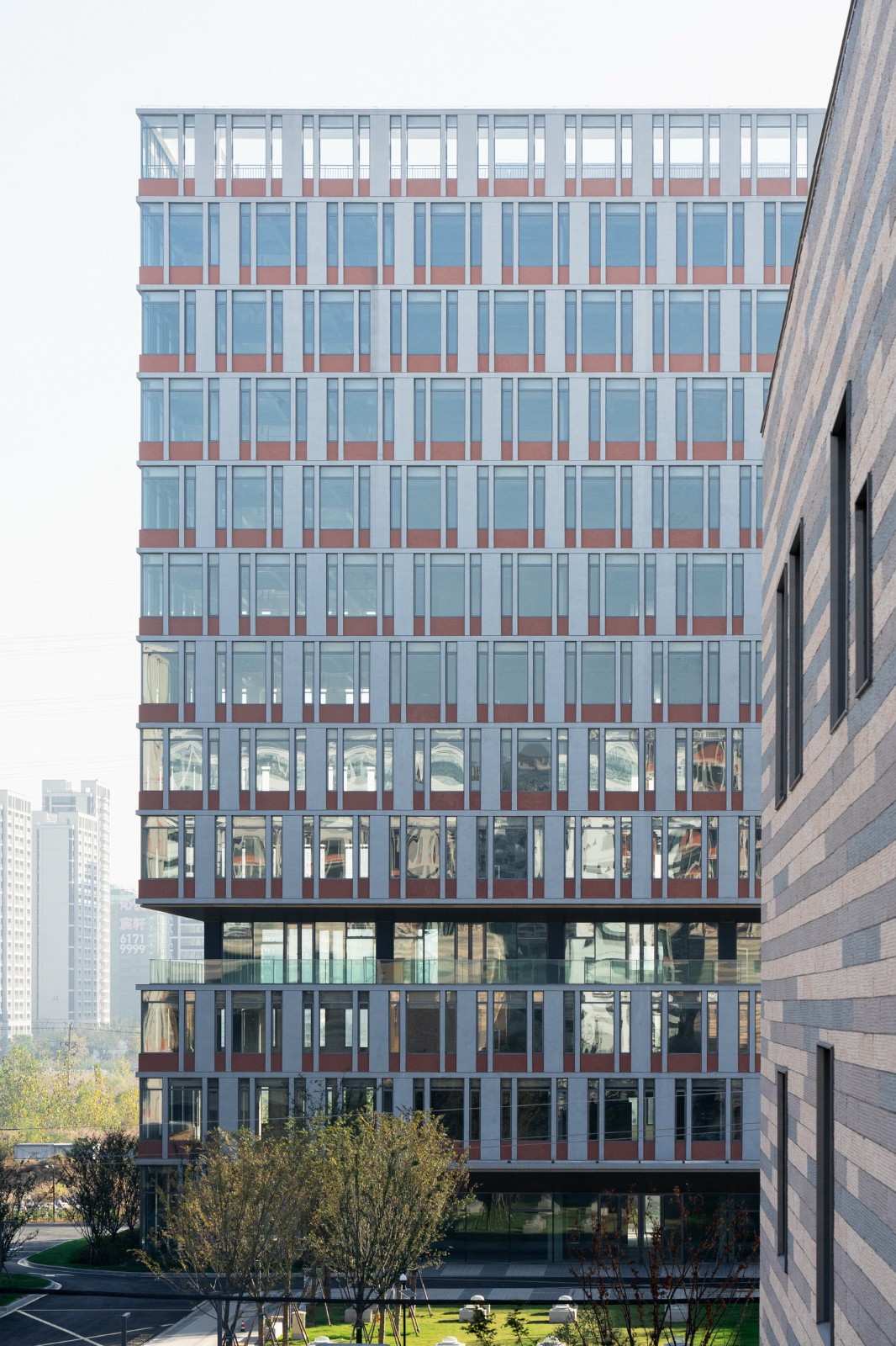 BIM建筑|工业上楼 模式迭代：杭州中节能（富阳）环保产业园 / line+孟凡浩新作