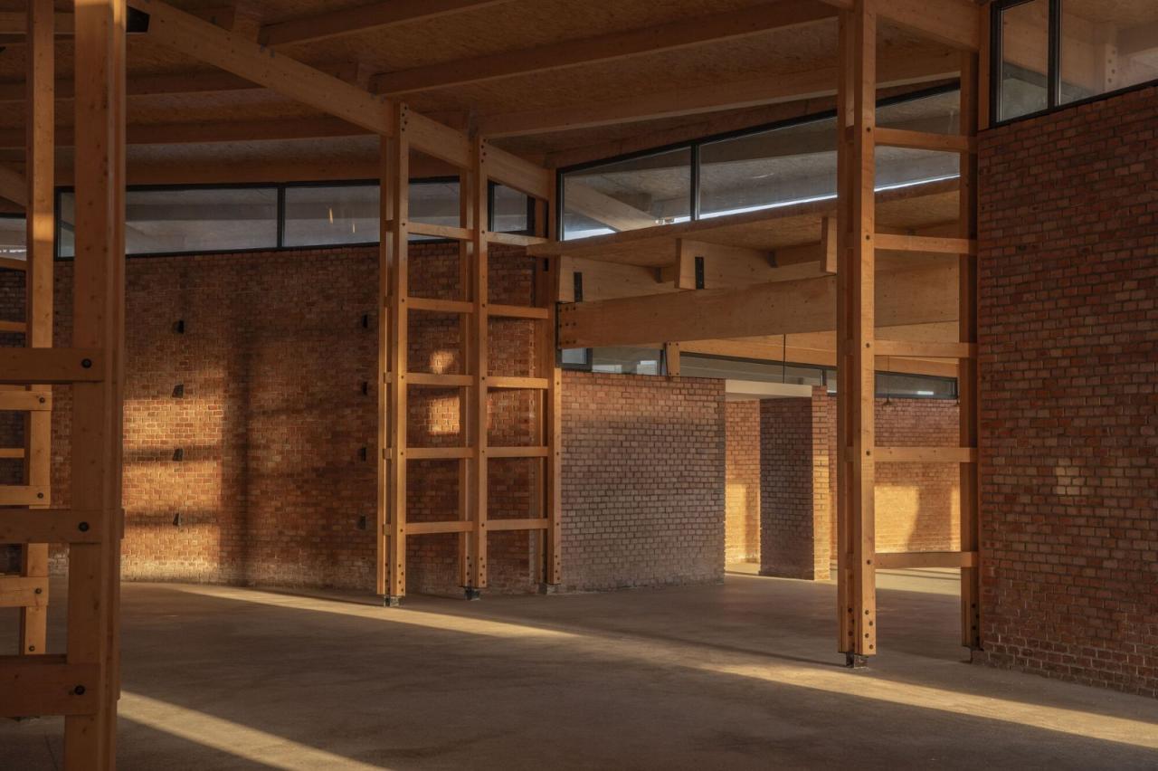 BIM建筑|熟地工艺展示馆 / 罗宇杰工作室