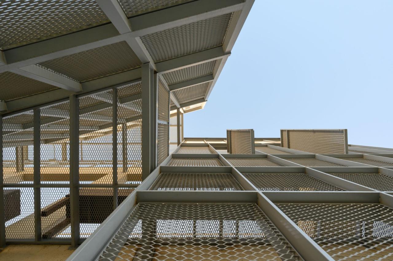 BIM建筑|生物制药总部 / Santiago Viale Lescano + Juan Manuel Juárez