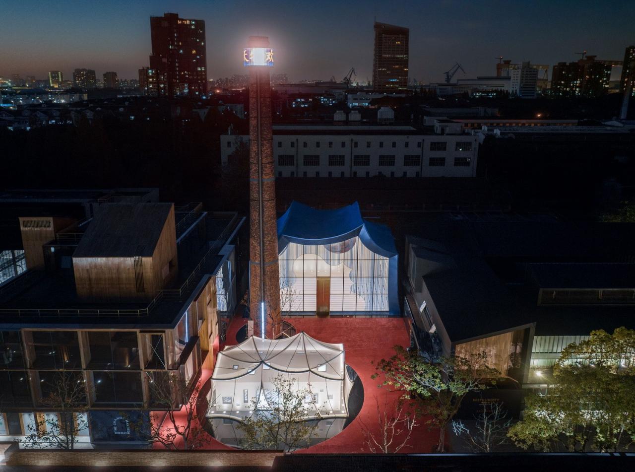 BIM建筑|青丘和白崖：仿佛海浪一般起伏的蓝色山丘下是我们“摇摇摆摆的人间” / Wutopia Lab