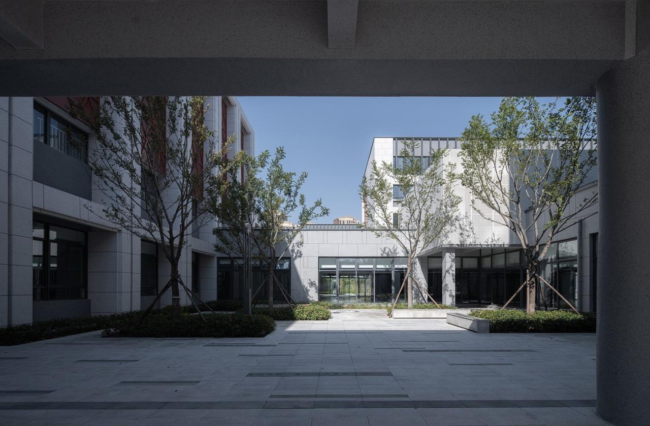 BIM建筑|河南安阳振中学校 / 山东建筑大学建筑城规学院象外营造工作室