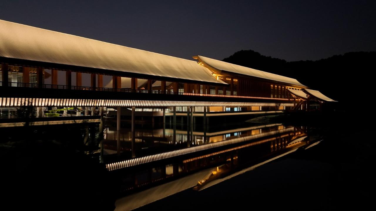 BIM建筑|稻田与廊桥 - 宁波国际会议中心 / 汤桦建筑设计