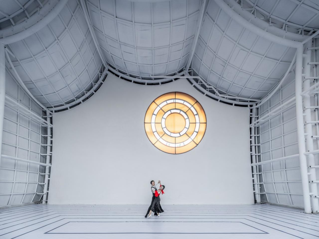 BIM建筑|青丘和白崖：仿佛海浪一般起伏的蓝色山丘下是我们“摇摇摆摆的人间” / Wutopia Lab