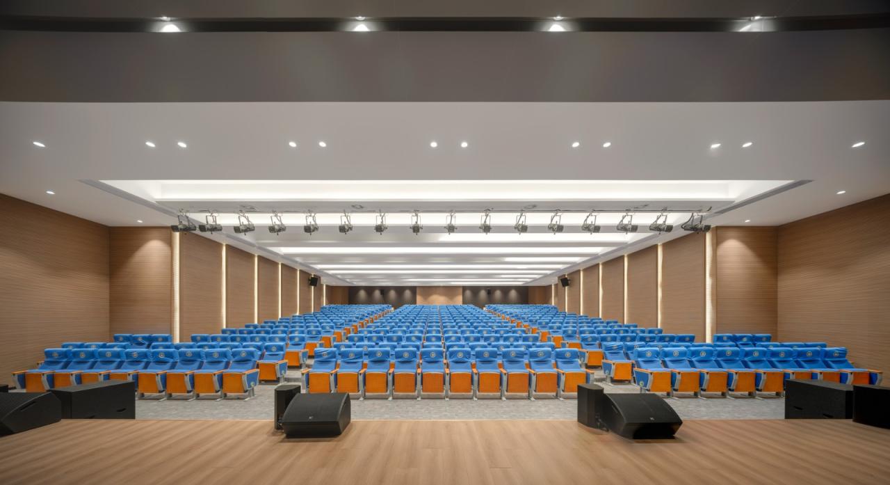 BIM建筑|扬名实验学校 / 米丈建筑