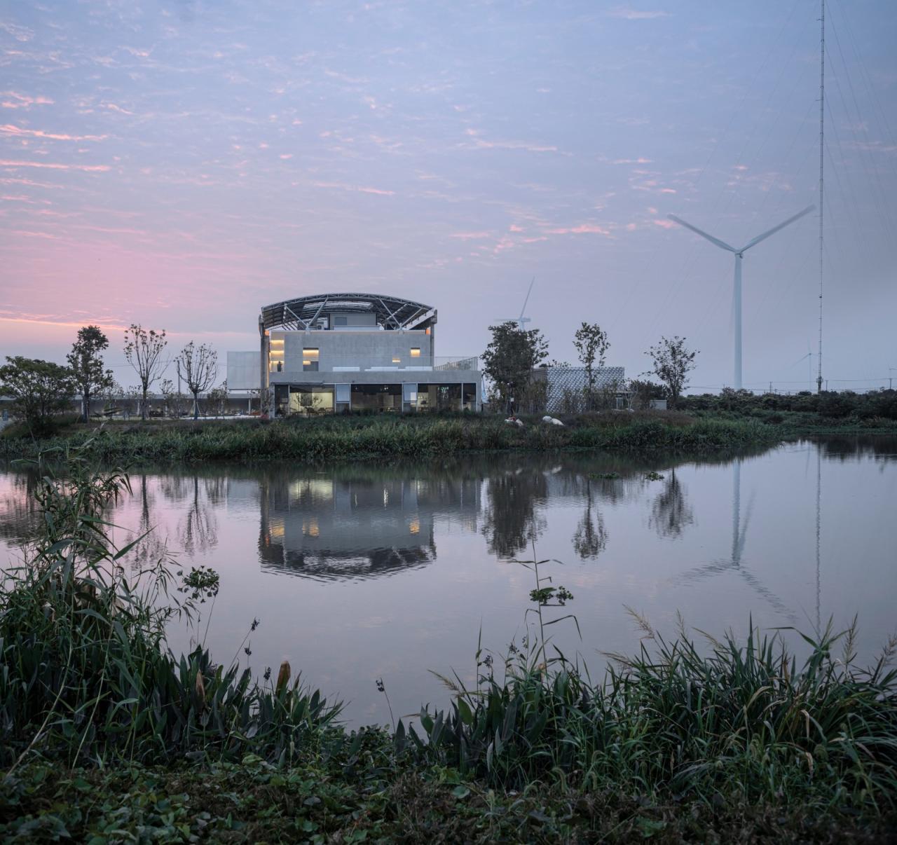 BIM建筑|苏州相城区阳澄湖镇大闸蟹文化园 / 九城都市