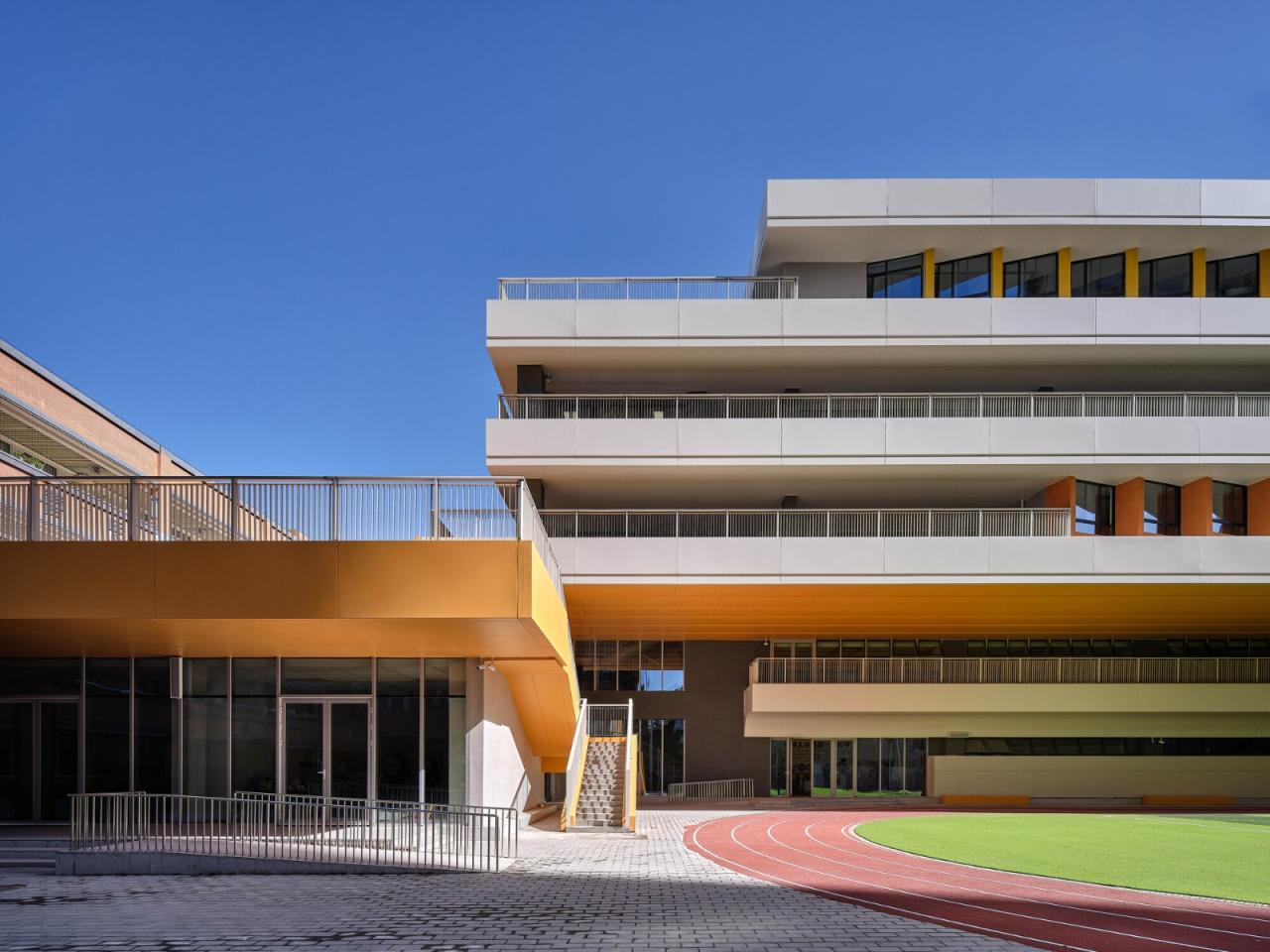 BIM建筑|西安市未央路小学综合楼 / 中国建筑西北设计研究院 屈培青工作室