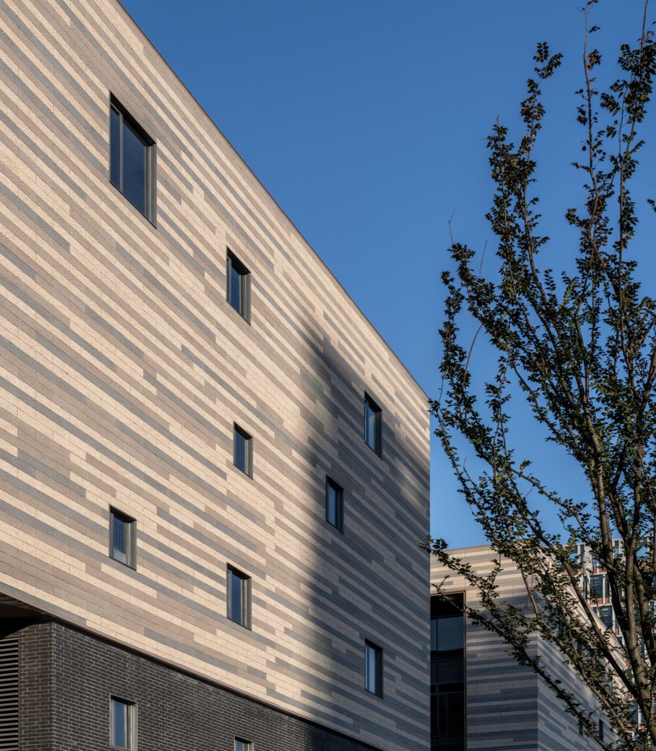 BIM建筑|工业上楼 模式迭代：杭州中节能（富阳）环保产业园 / line+孟凡浩新作