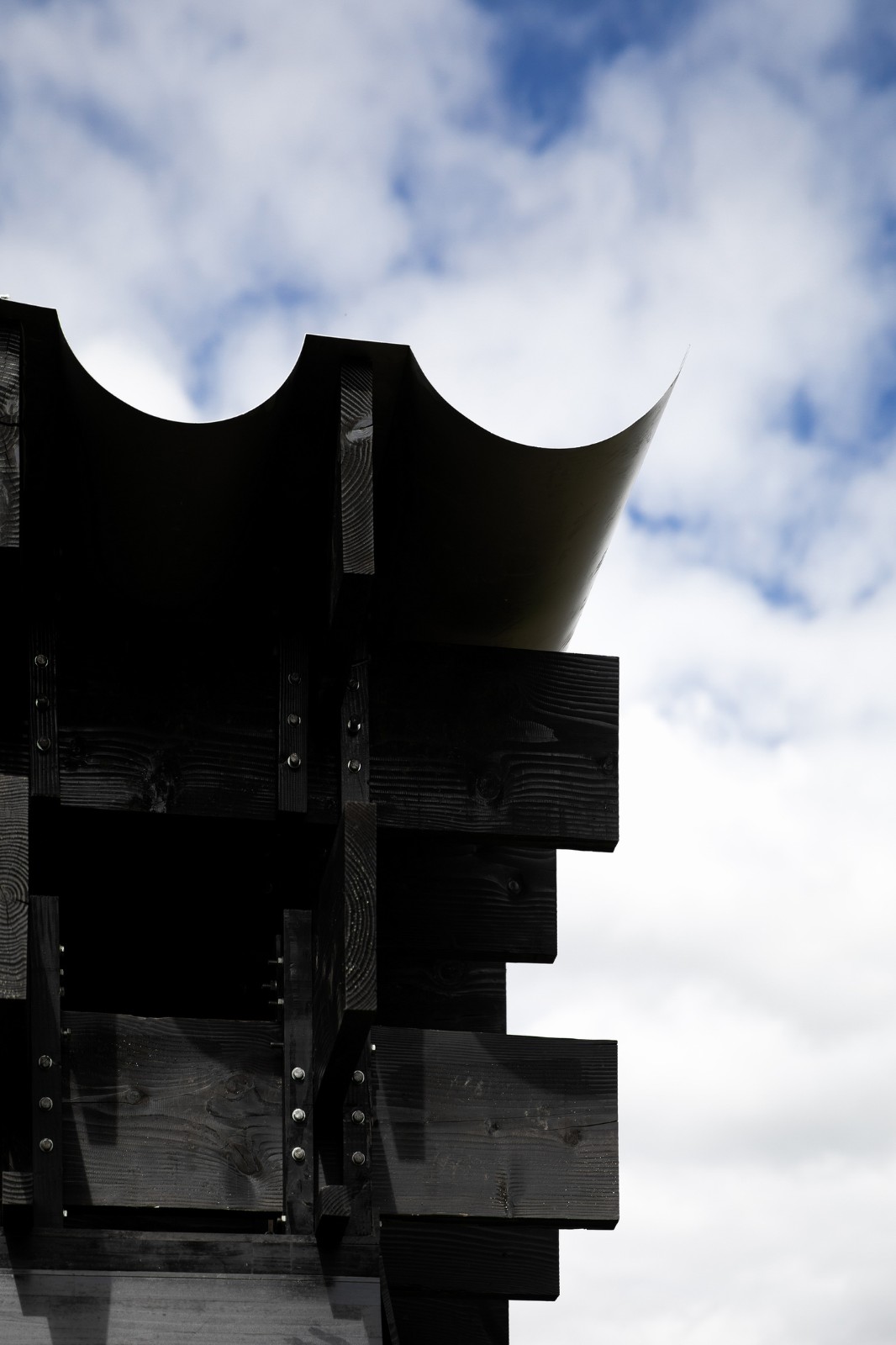 BIM建筑|西藏山南观蜂小屋 / 月壤建筑