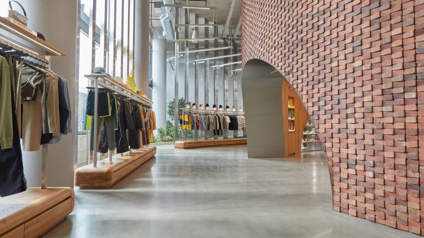 BIM建筑|Kith为其威廉斯堡店营造“工业氛围”