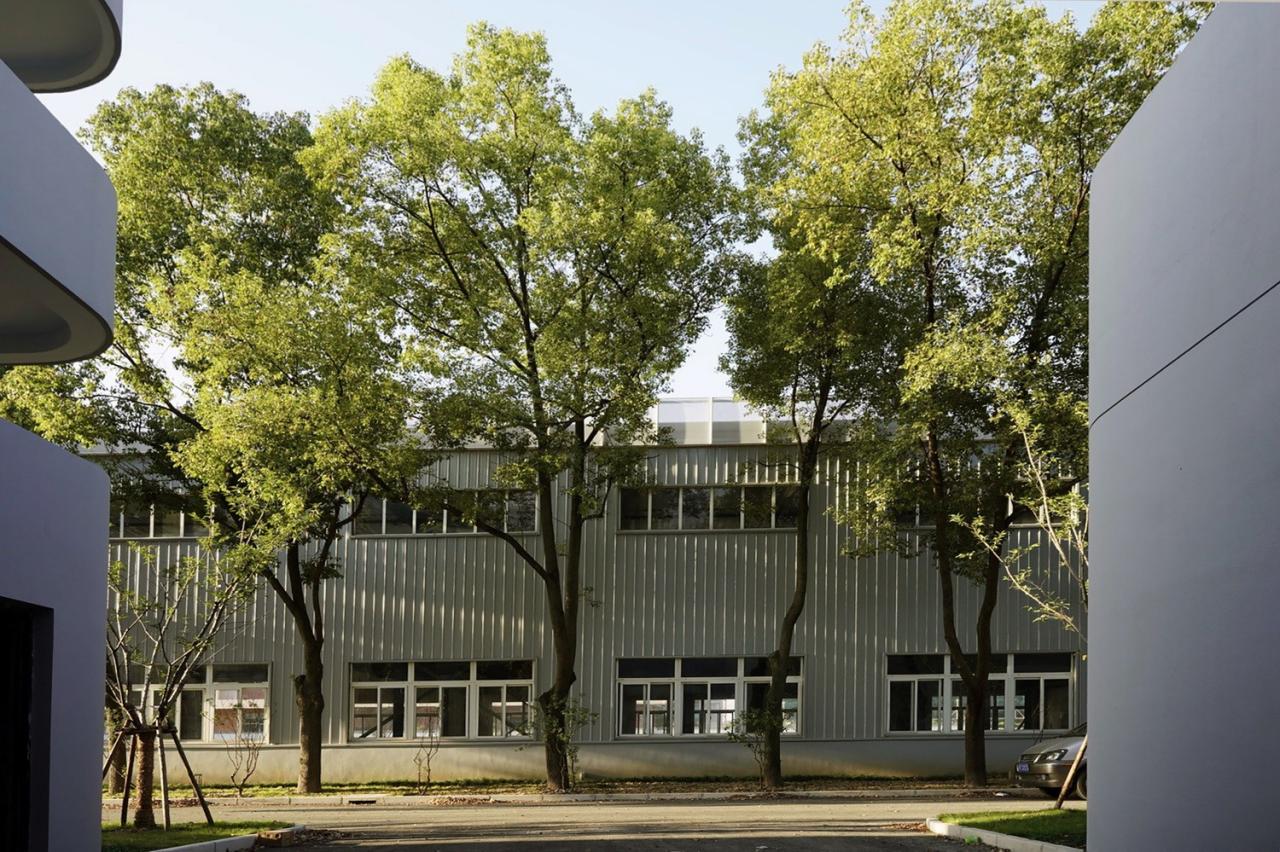 BIM建筑|漂浮盒子：云境未来产业园区 / 格筑设计