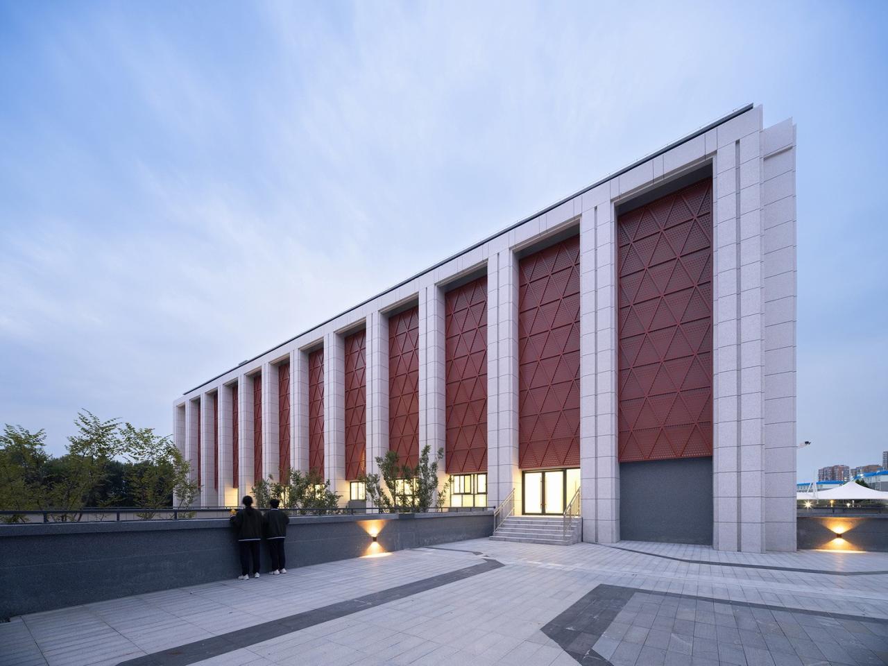 BIM建筑|河南安阳振中学校 / 山东建筑大学建筑城规学院象外营造工作室