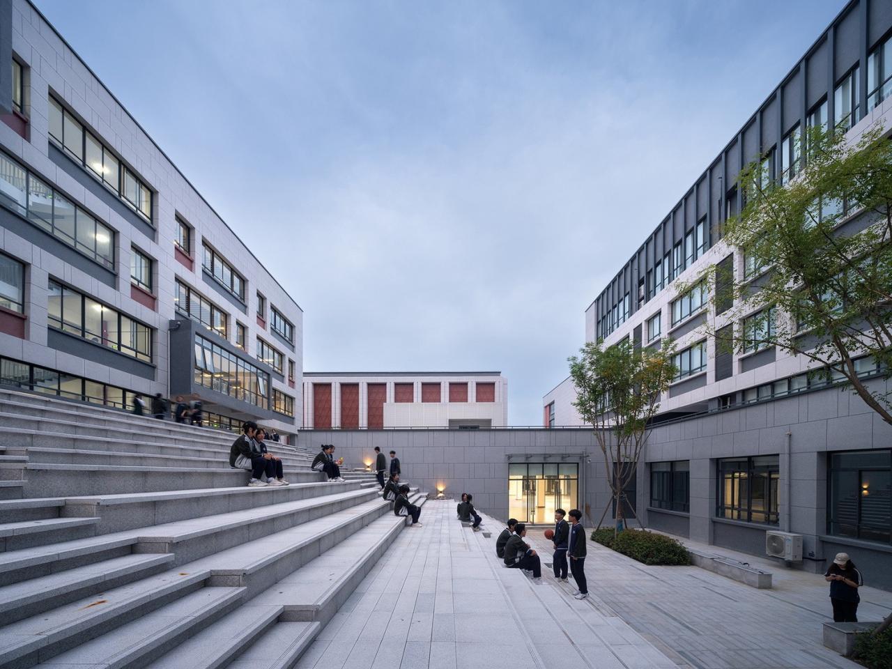 BIM建筑|河南安阳振中学校 / 山东建筑大学建筑城规学院象外营造工作室