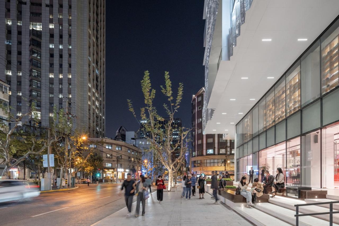 BIM建筑|以书造新城：“不读书的人”才能拯救书店？ / Wutopia Lab