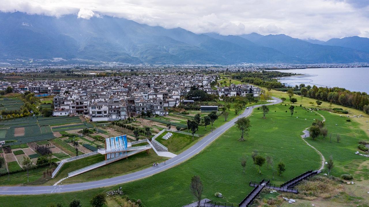 BIM建筑|帆的乡愁：环洱海生态廊道五号驿站 / 三文建筑