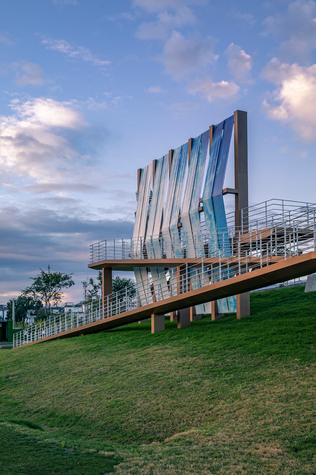 BIM建筑|帆的乡愁：环洱海生态廊道五号驿站 / 三文建筑