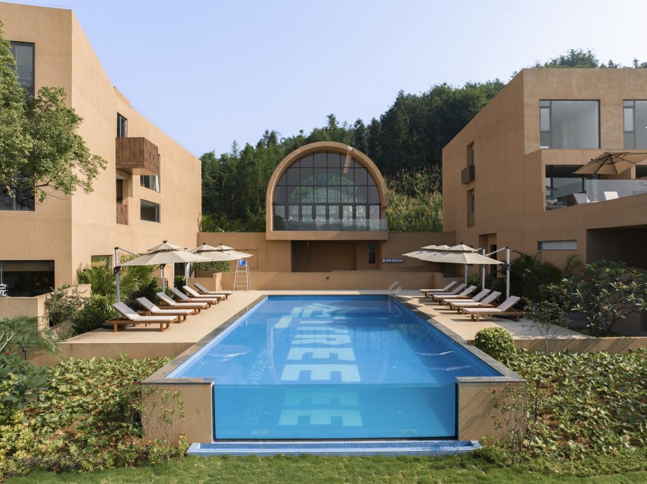 BIM建筑|回应古寺和山水的人文居所：清远慈湖书院 / 城外建筑