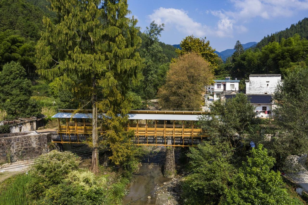 BIM建筑|丰梧季·水渠廊桥 / IARA