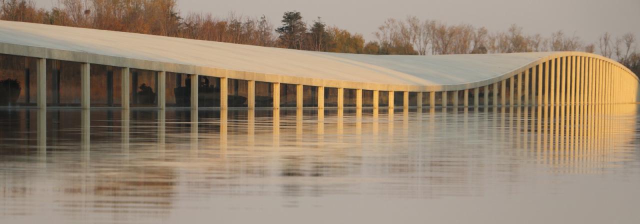 BIM建筑|在水艺术博物馆 / 石上纯也建筑事务所