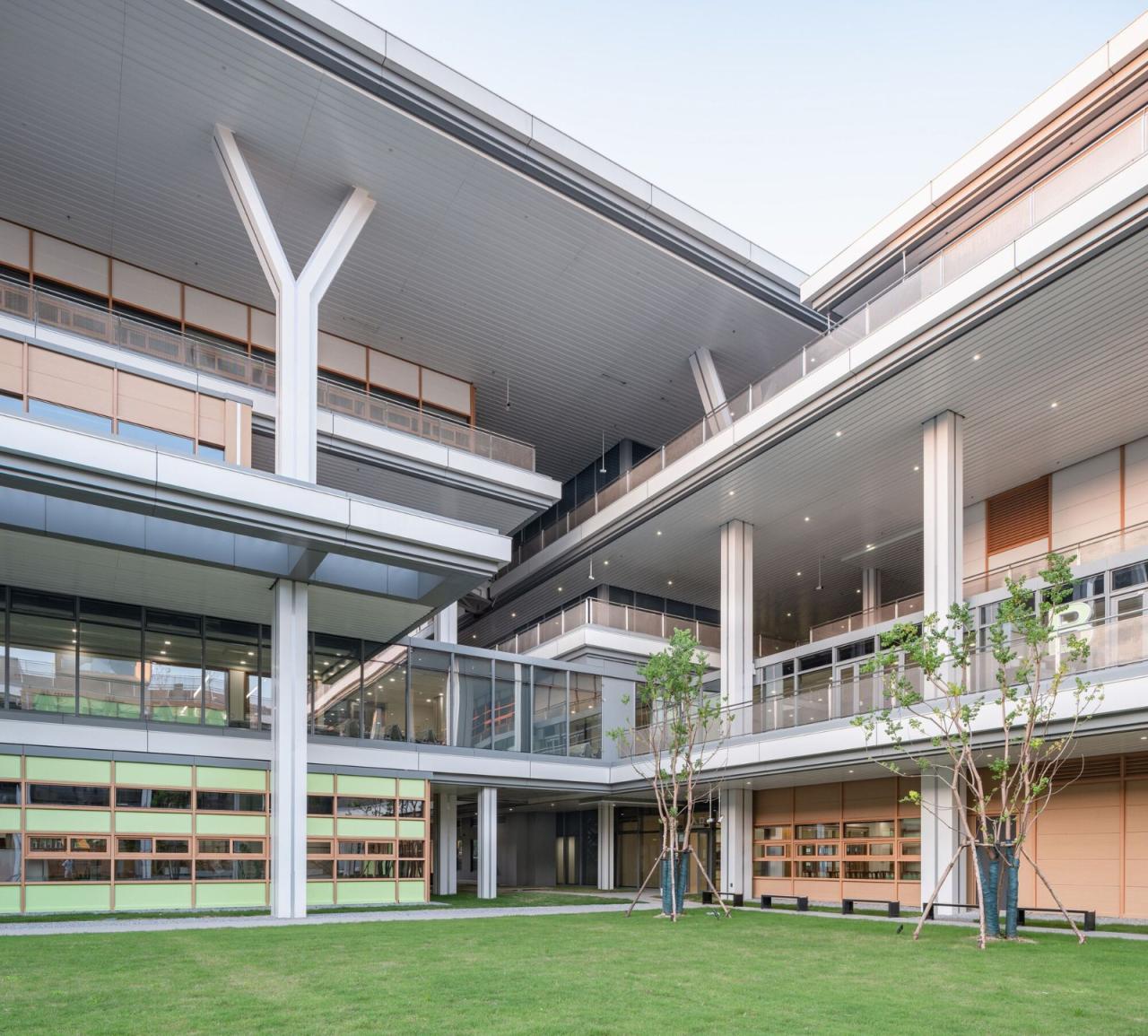 BIM建筑|浦东新区青少年活动中心和群众艺术馆 / 山水秀建筑事务所