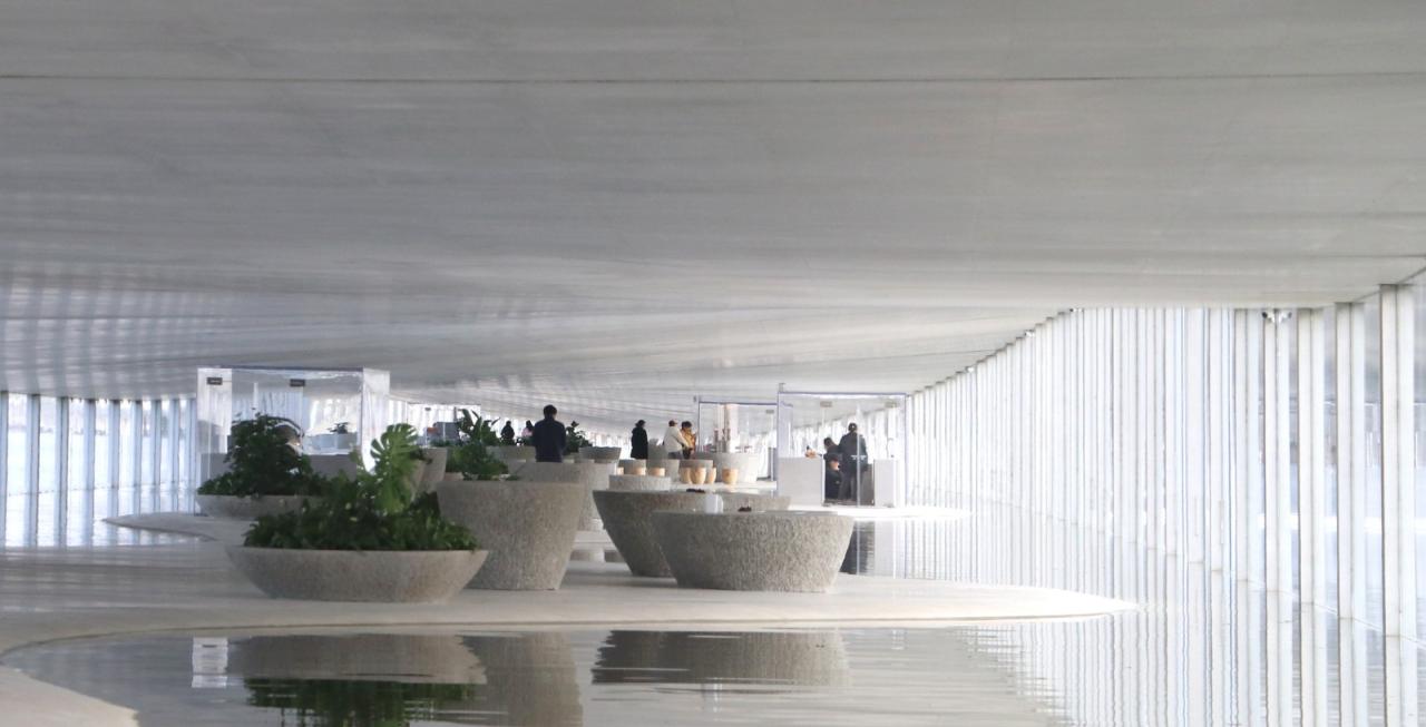 BIM建筑|在水艺术博物馆 / 石上纯也建筑事务所