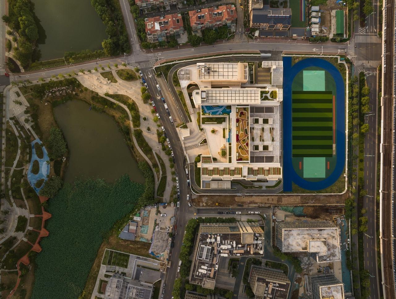 BIM建筑|江苏省南京市文齐路小学 / 荣朝晖工作室