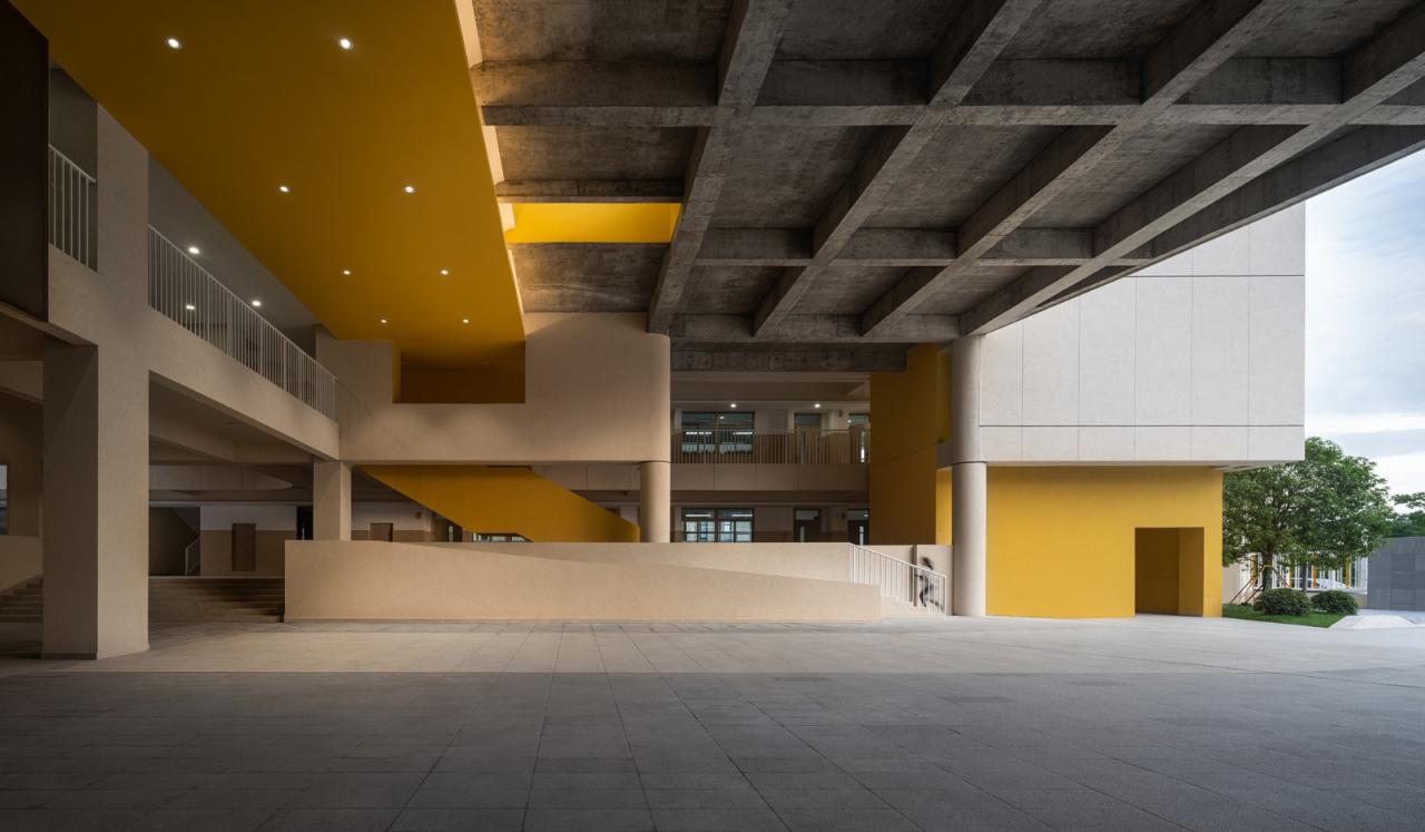 BIM建筑|江苏省南京市文齐路小学 / 荣朝晖工作室