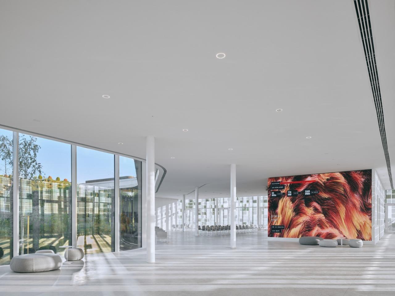 BIM建筑|沙漠中闪烁，欧洲最大太阳能发电厂 / Bilgin Architects