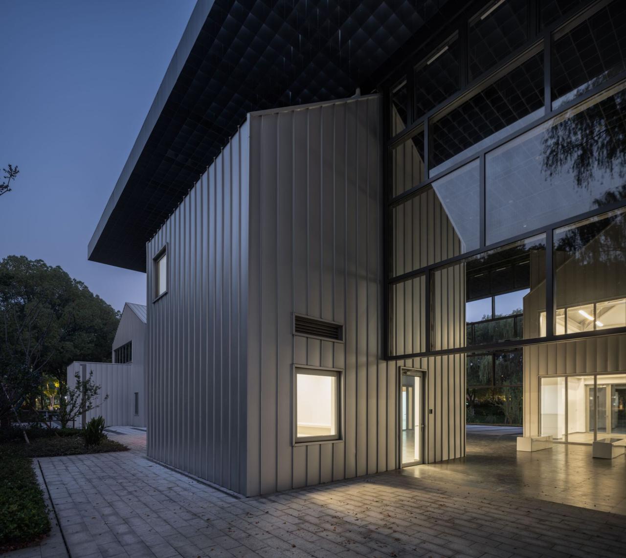 BIM建筑|昆山城市生态森林公园游客中心 / 阿科米星建筑设计