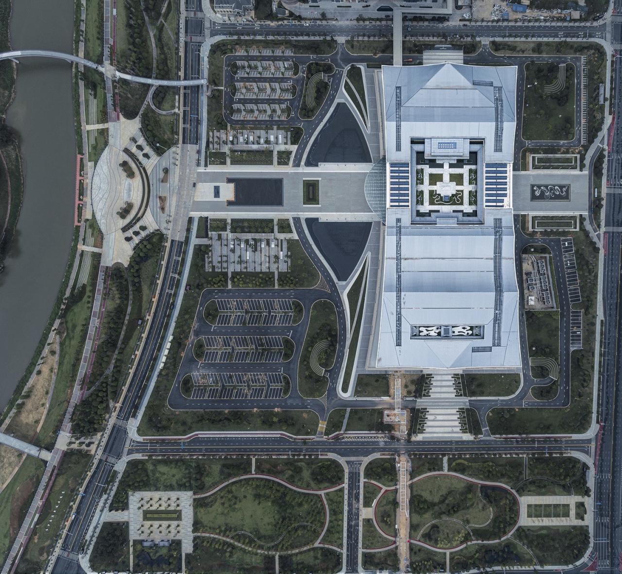 BIM建筑|长沙国际会议中心：水云潇湘 翰墨中华 / 华南理工大学建筑设计研究院有限公司