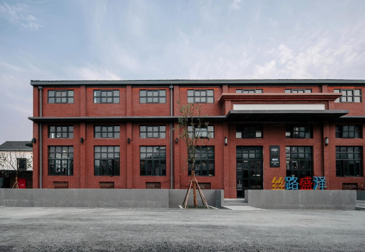 BIM建筑|丝路盛泽·数字文化产业园区示范区——盛泽坛丘缫丝厂改造 / 平介设计