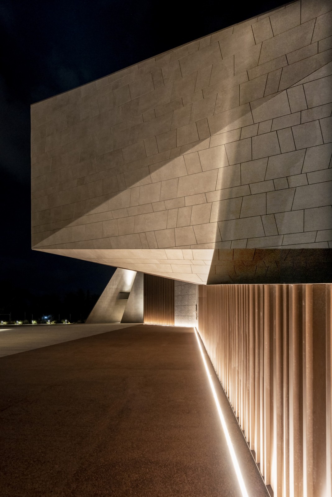 BIM建筑|Redemptoris Mater 教堂 / Studio Kuadra