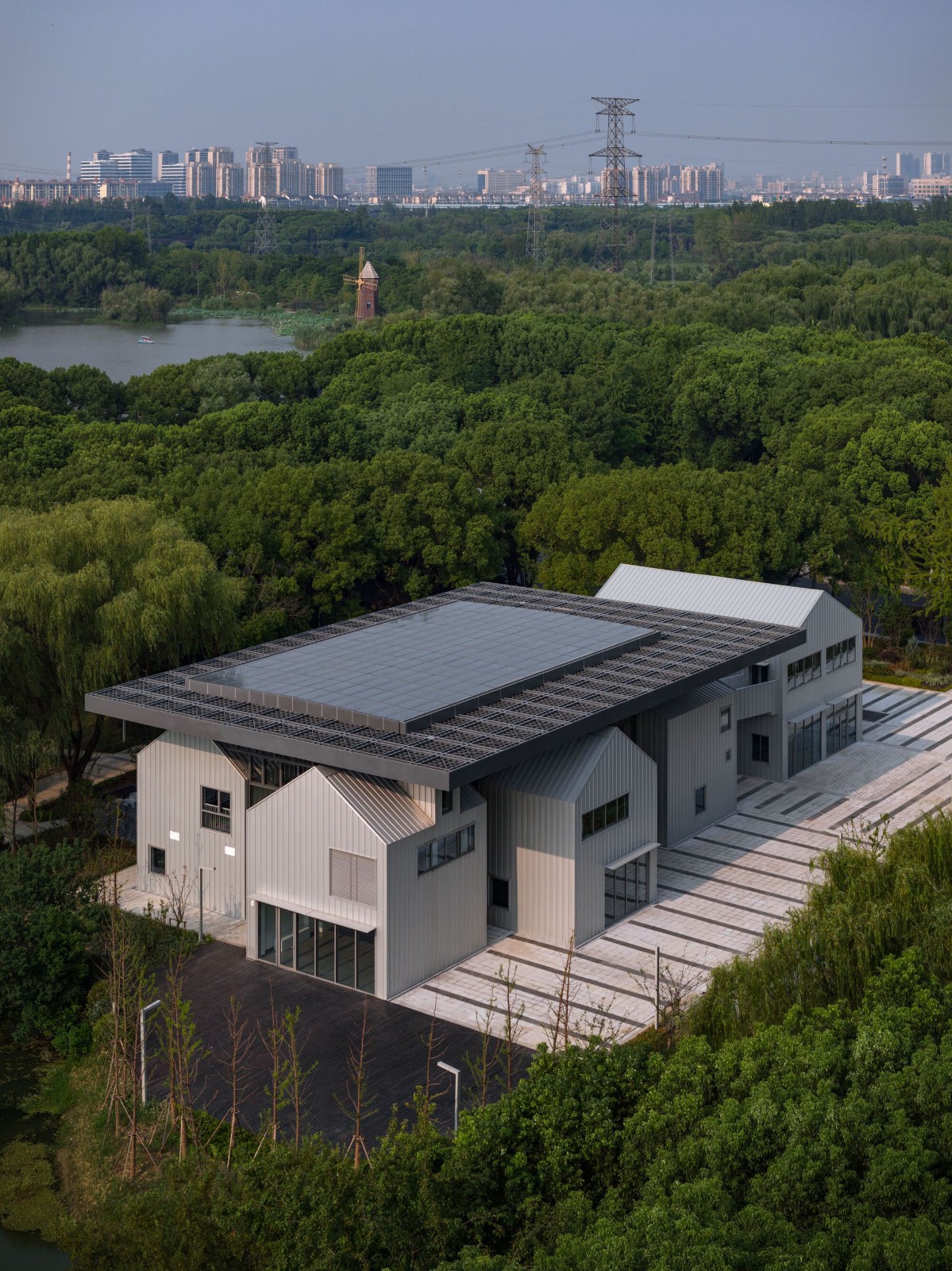 BIM建筑|昆山城市生态森林公园游客中心 / 阿科米星建筑设计