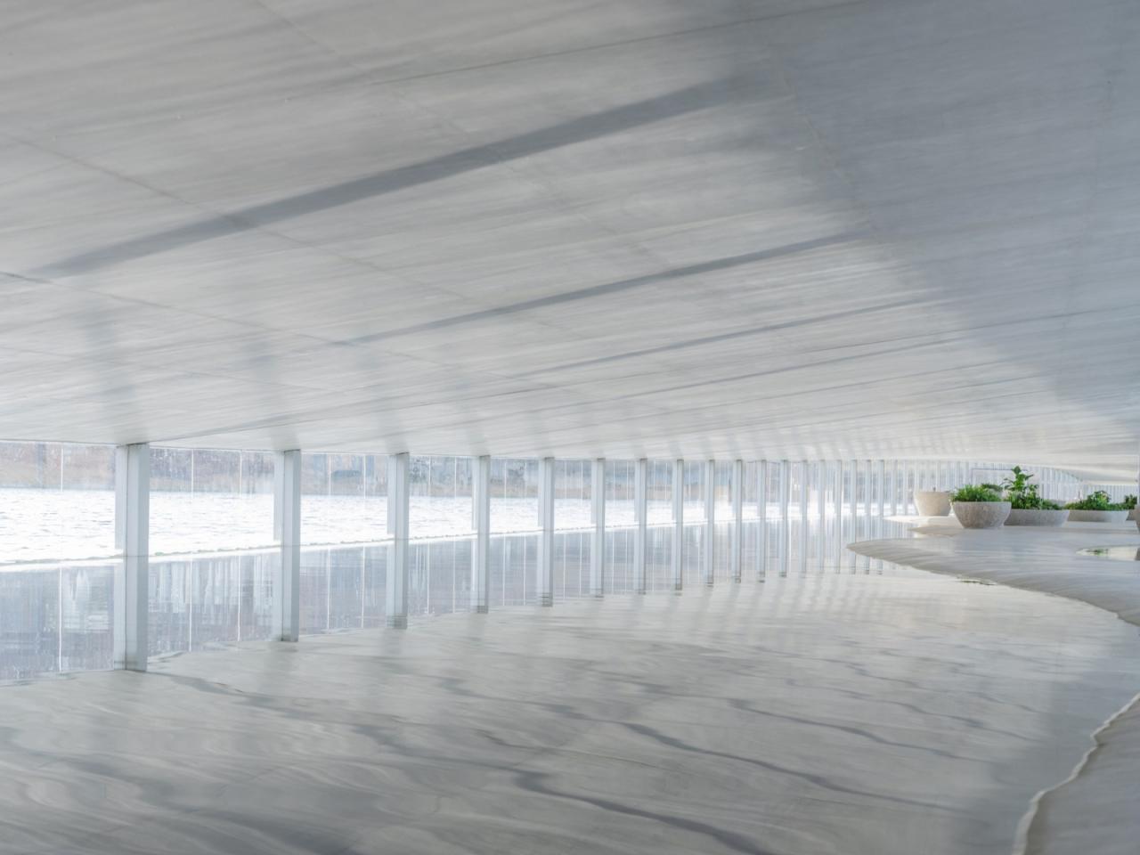 BIM建筑|在水艺术博物馆 / 石上纯也建筑事务所