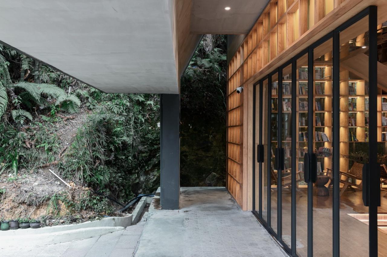 BIM建筑|南昆秘境高山书屋 / 城外建筑