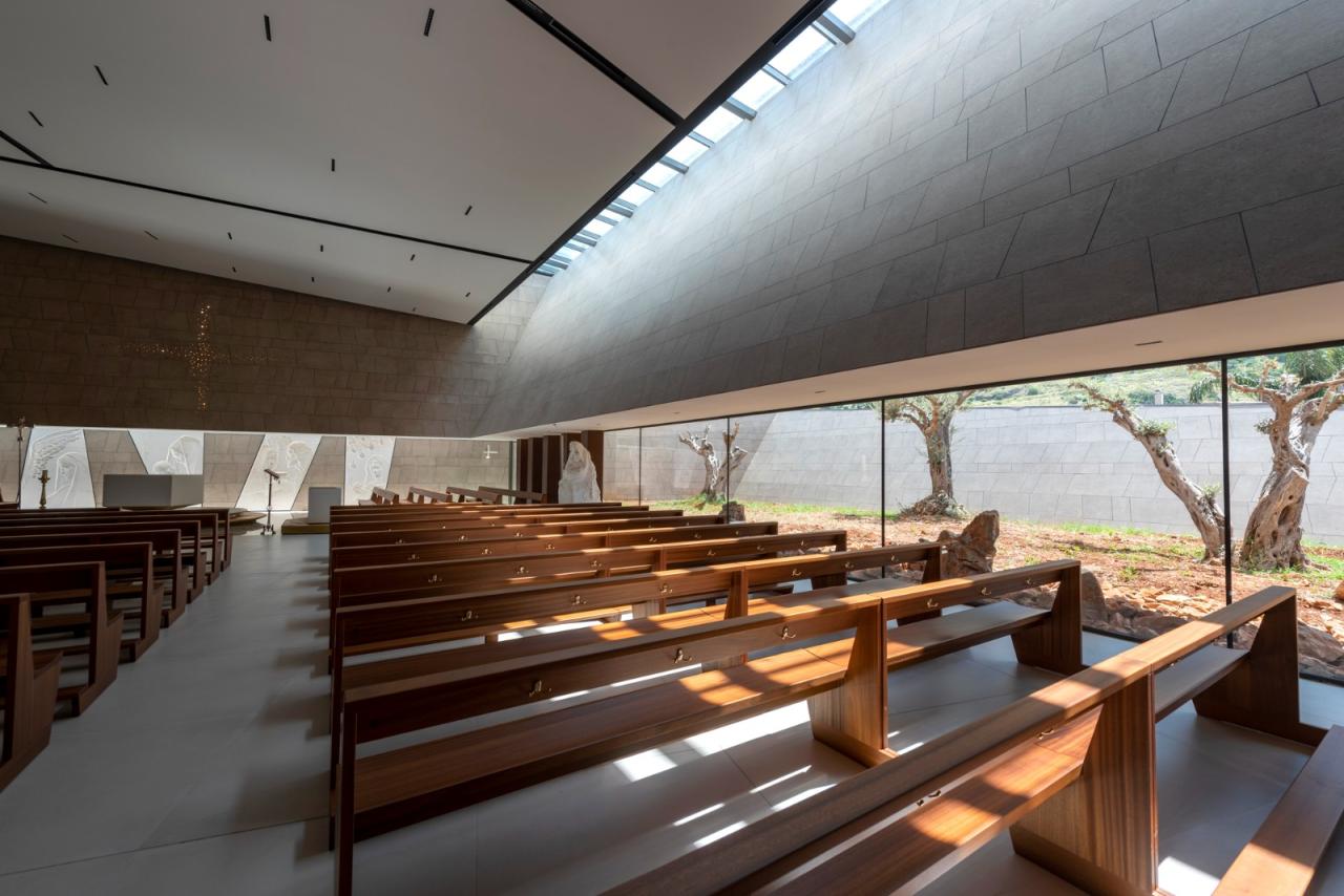 BIM建筑|Redemptoris Mater 教堂 / Studio Kuadra