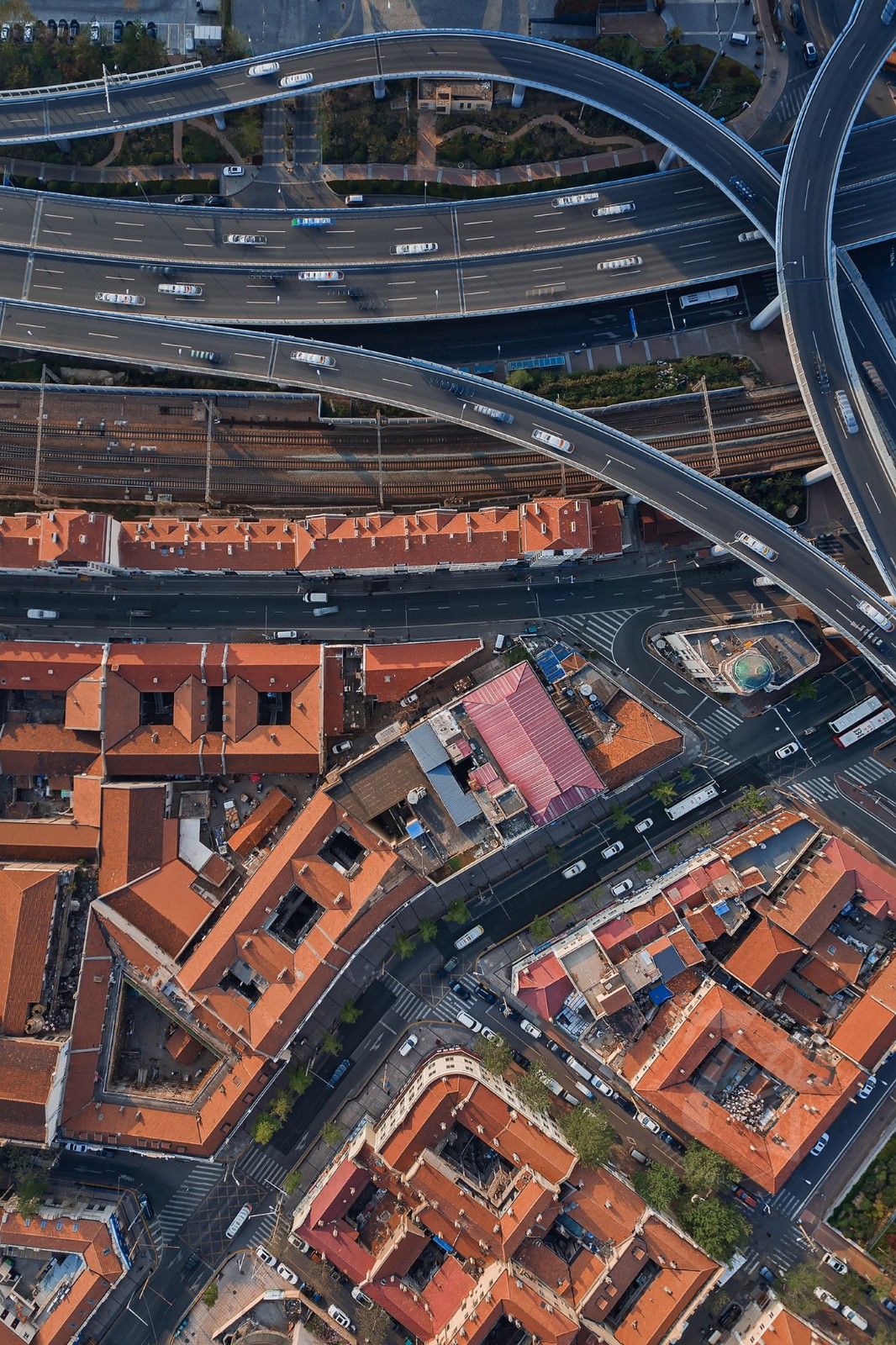 BIM建筑|「百年对谈」M stand-青岛银鱼巷旗舰店 / 平衡空间设计