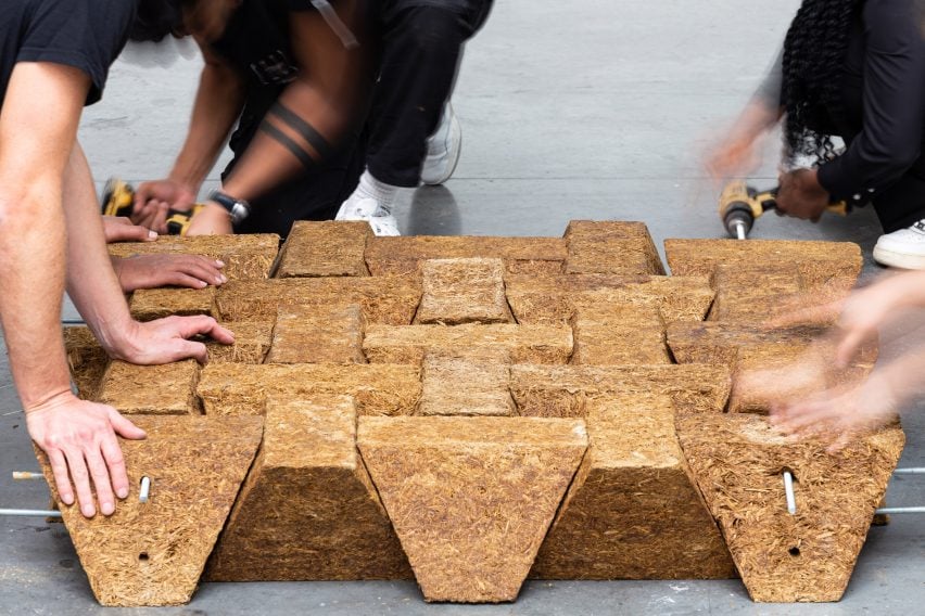 BIM建筑|格里姆肖和东伦敦大学开发“甘蔗渣砖”