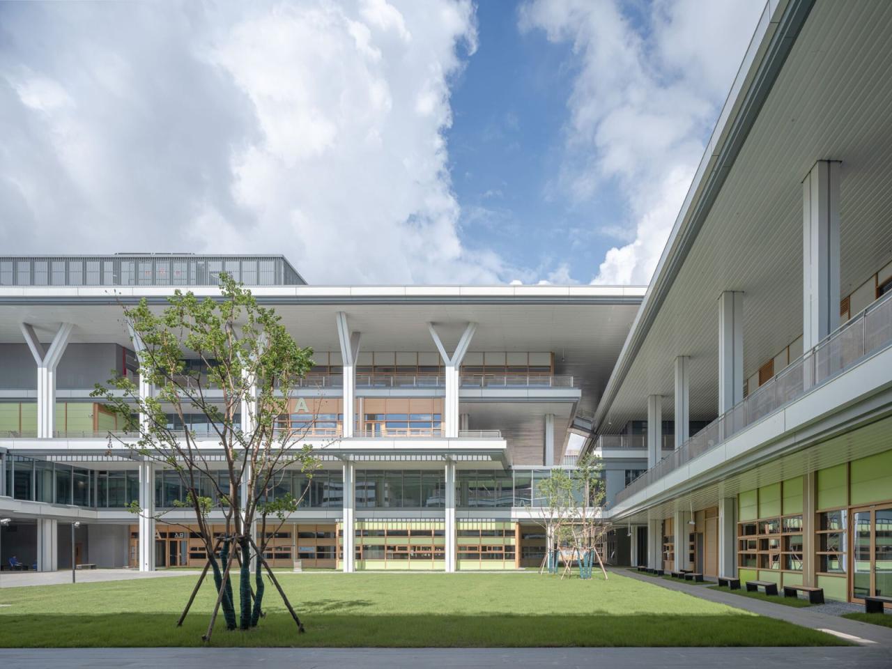 BIM建筑|浦东新区青少年活动中心和群众艺术馆 / 山水秀建筑事务所