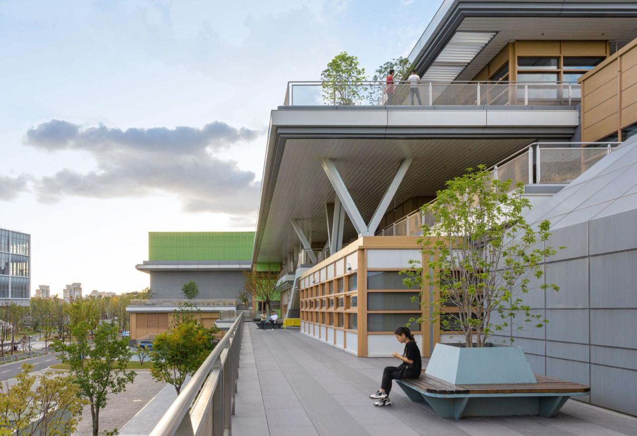 BIM建筑|浦东新区青少年活动中心和群众艺术馆 / 山水秀建筑事务所