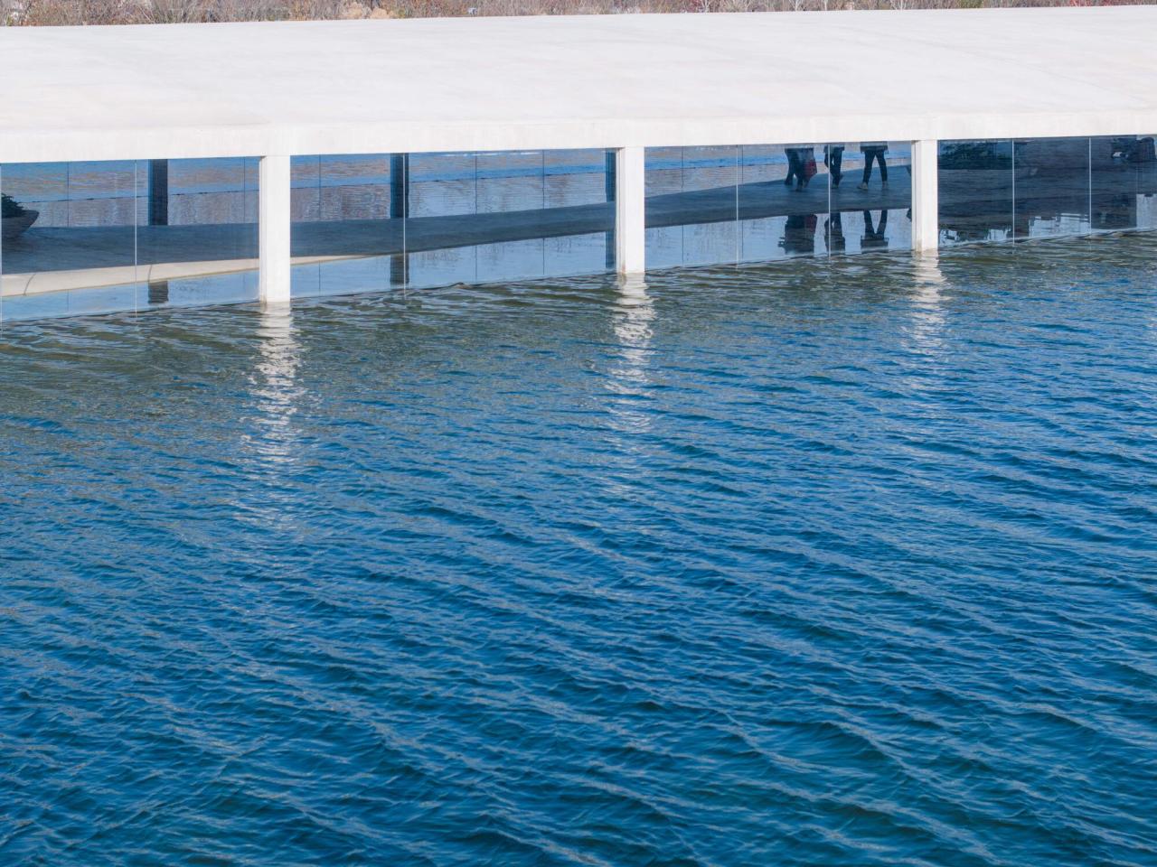 BIM建筑|在水艺术博物馆 / 石上纯也建筑事务所