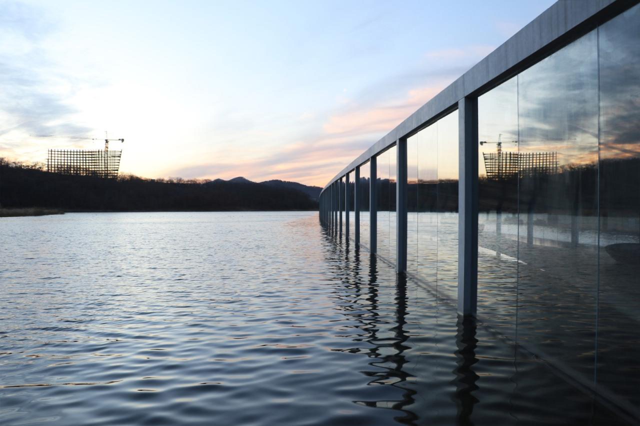 BIM建筑|在水艺术博物馆 / 石上纯也建筑事务所