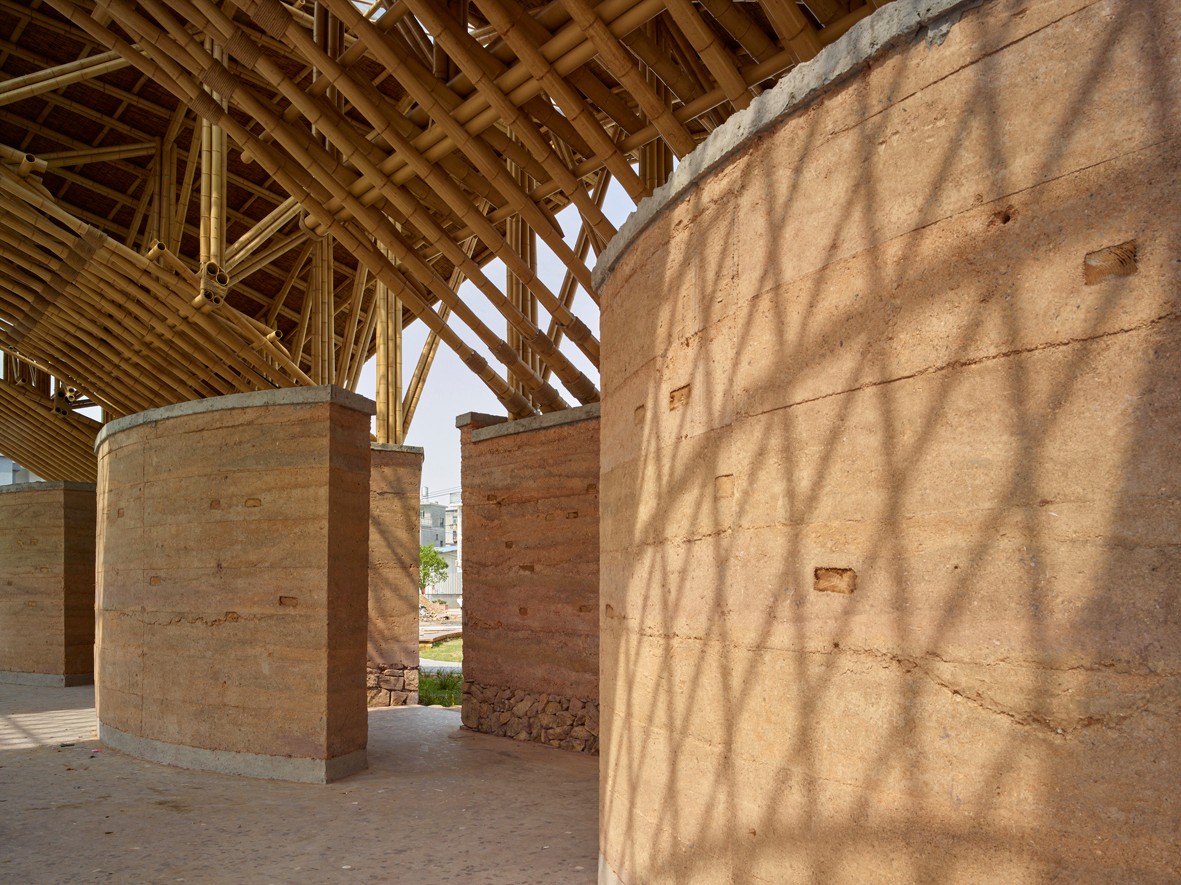 BIM建筑|竹管垅茶青市场 / 清华大学建筑设计研究院 素朴建筑工作室