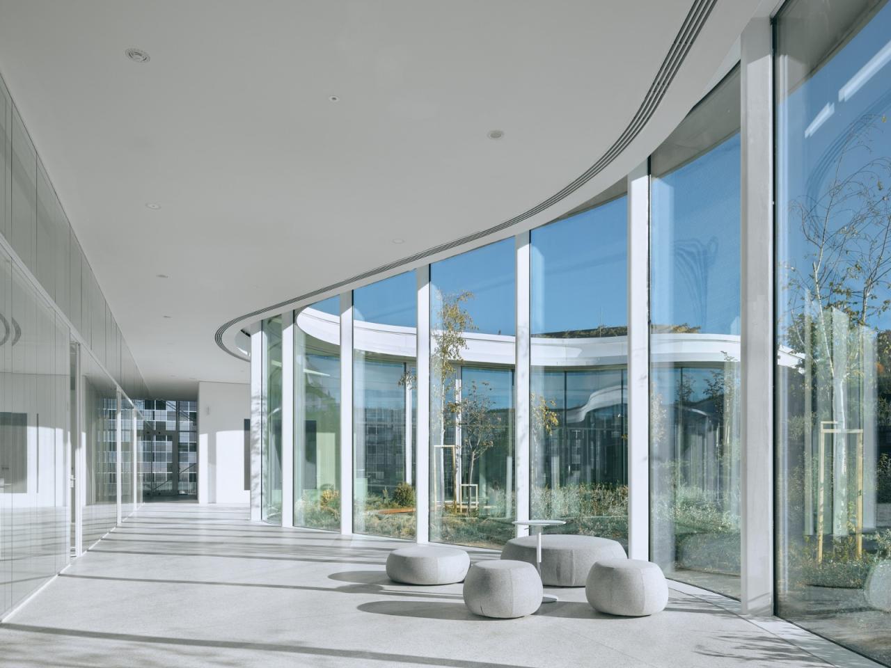 BIM建筑|沙漠中闪烁，欧洲最大太阳能发电厂 / Bilgin Architects